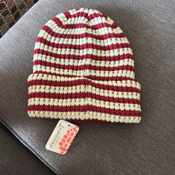 Free people Stripe It Up Cool Down Beanie. NWT. Mint chocolate - Picture 4 of 5